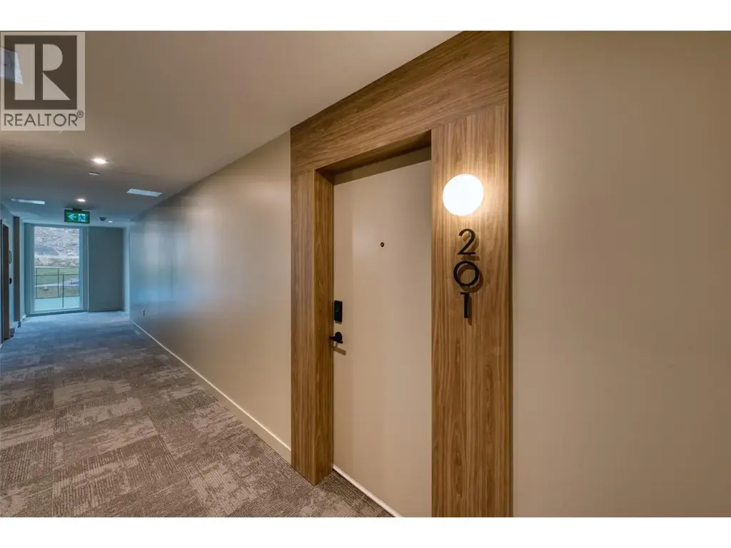 9654 Benchland Drive Unit# 201, Lake Country